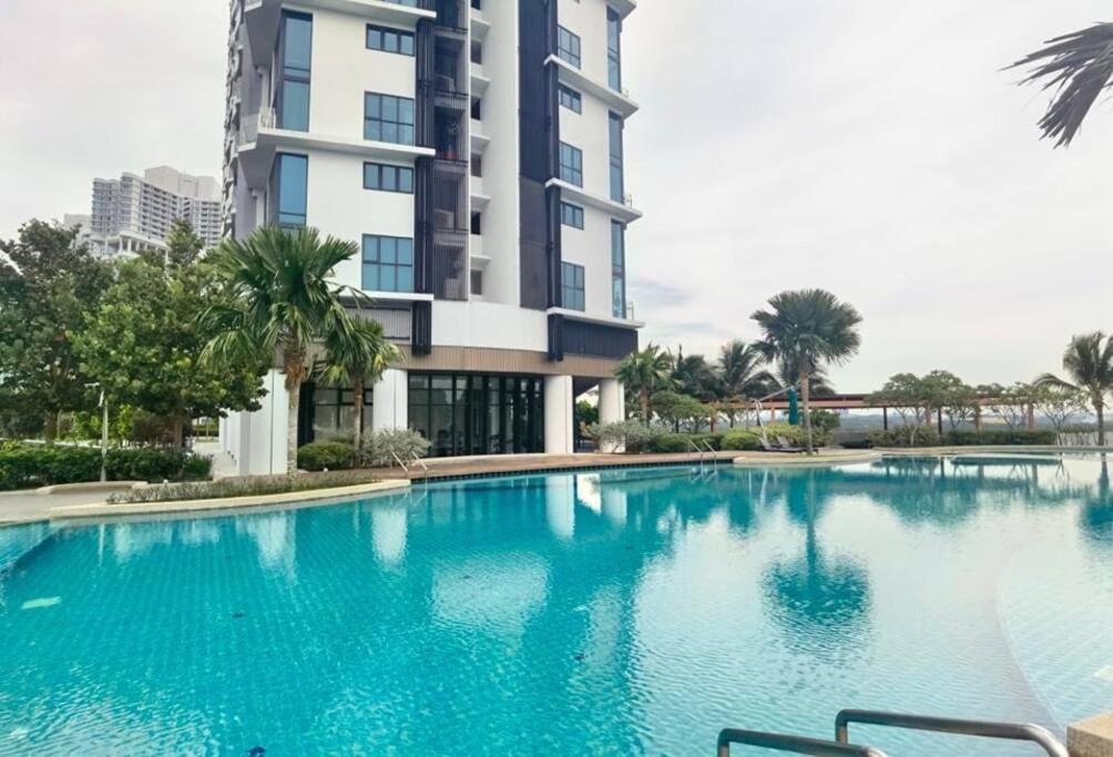 C3004 Almas Studio100mbps! Netflix By Apartment Nusajaya (Iskandar Puteri)